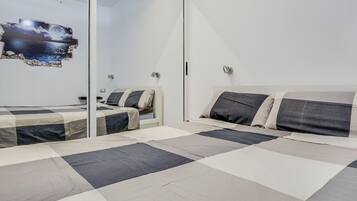 1 dormitorio, tabla de planchar con plancha, wifi gratis y ropa de cama