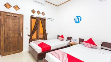 Standard Twin Room | Desk, free WiFi, bed sheets