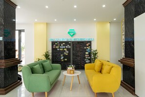 Lobby sitting area - Haemer Villa (Da Nang)