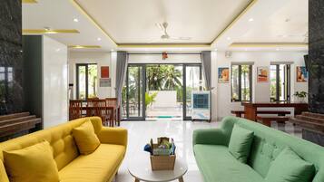 Sala de estar en el lobby
