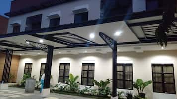 Ngoại thất