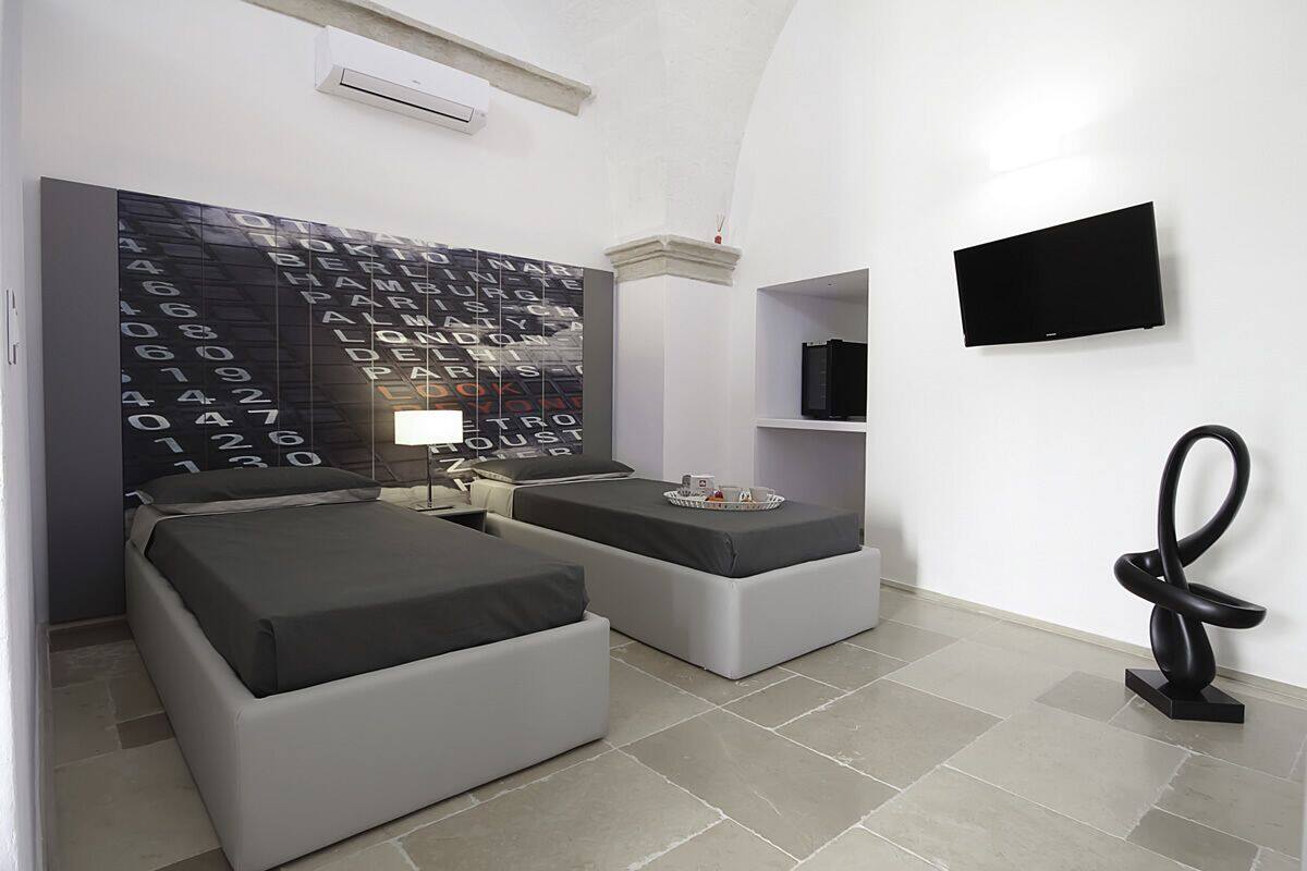 Twin Room | 1 bedroom, Egyptian cotton sheets, premium bedding, down comforters