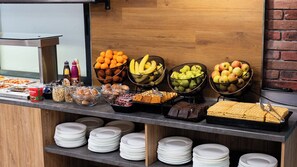 Daily continental breakfast for a fee - Avenue Deluxe (Burgas)