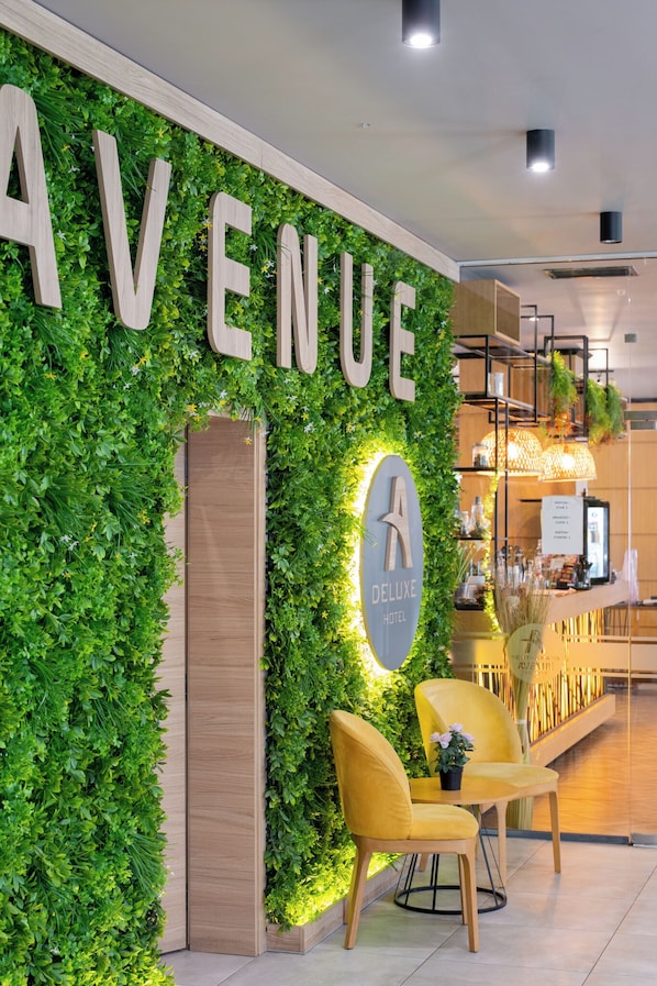 Reception - Avenue Deluxe (Burgas)
