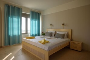 Apartamento, 3 quartos, piscina particular | 3 quartos, Wi-Fi de cortesia, roupa de cama