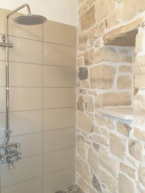 Apartment, 2 Bedrooms | Bathroom shower - Villa Efthalia (Faistos)