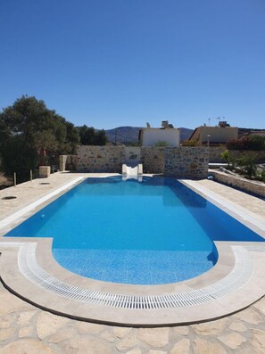 Piscina stagionale all'aperto