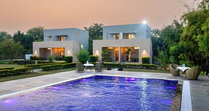 MACHLI A Wilderness Home