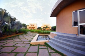 Khuôn viên nơi lưu trú