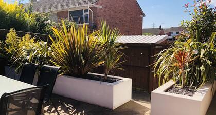 Moderna casa de 3 dormitorios cerca del bosque y campo de golf Wareham