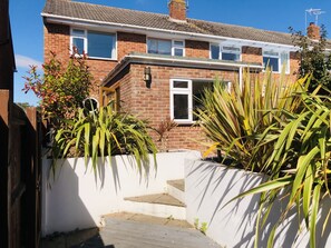 تفاصيل الفندق من الخارج