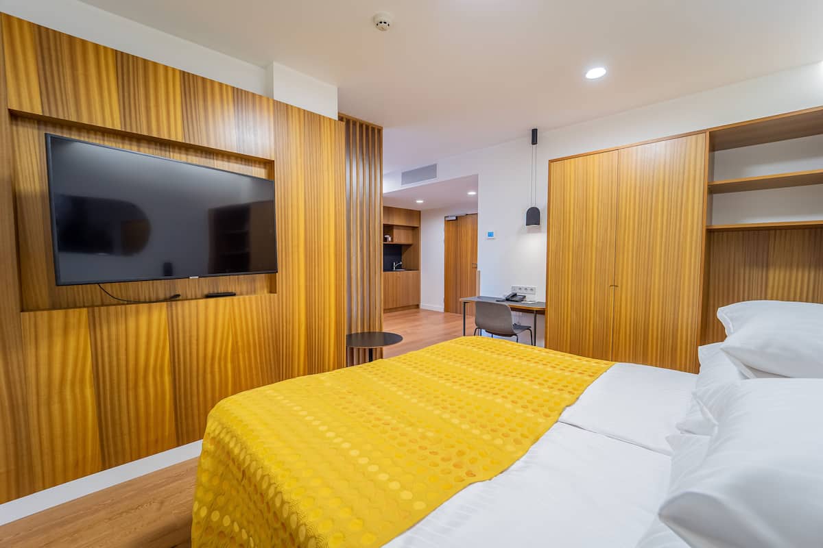 Minibar, in-room safe, desk, blackout curtains