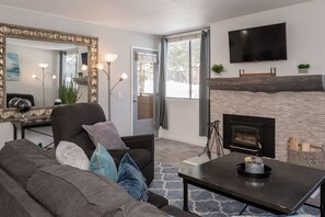 TV, fireplace - Ski Dates Available! Modern Condo with Shared Hot Tub! Short Walk to Village! (Mammoth Lakes)