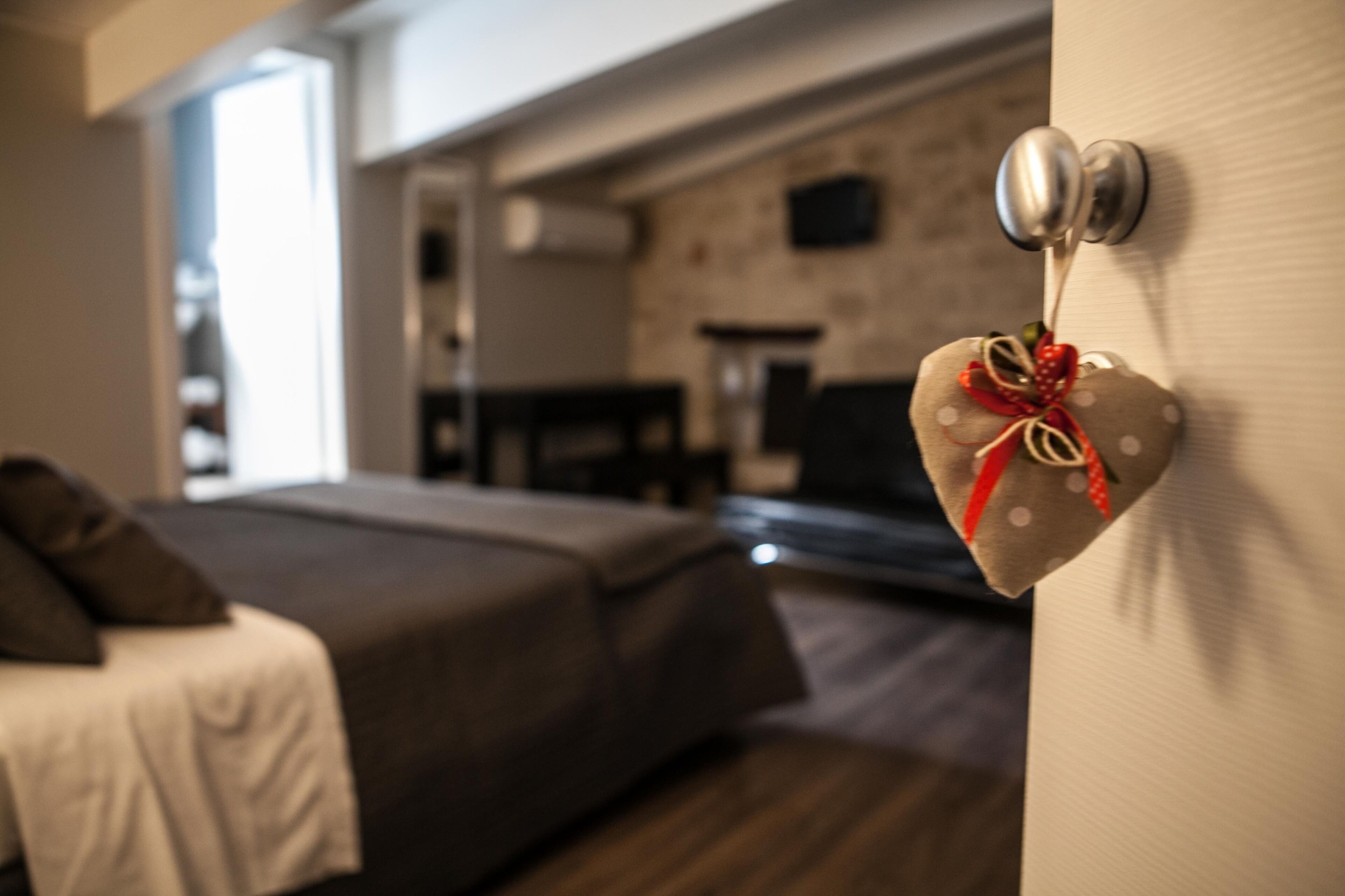 Deluxe Room | Desk, laptop workspace, blackout curtains, rollaway beds
