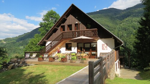 Altes savoyisches Bauernhaus im Beaufortain-Massiv renoviert
