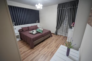 Minibar, individually furnished, soundproofing, free WiFi