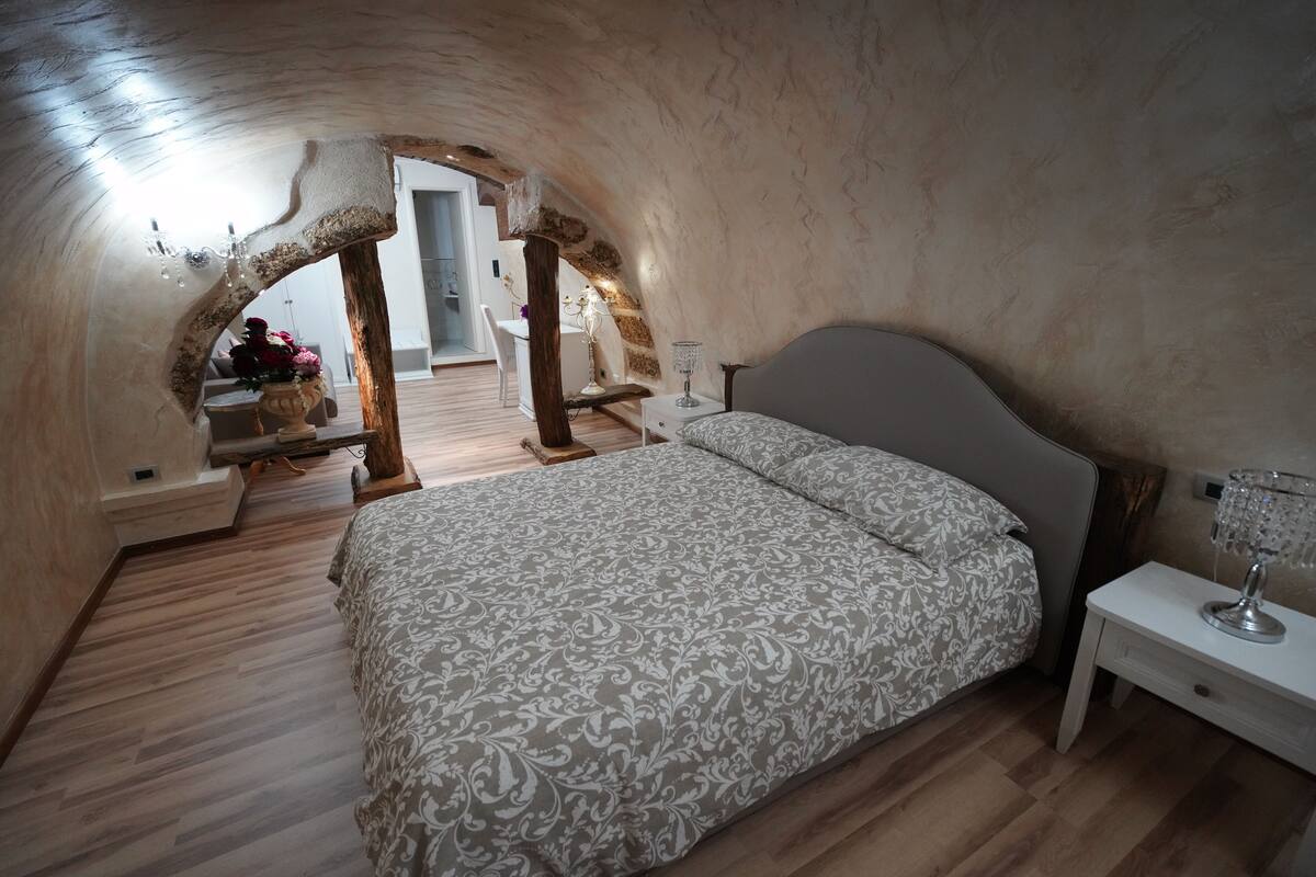 Minibar, individually furnished, soundproofing, free WiFi