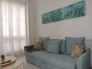 TV - Superior apartment (Málaga)