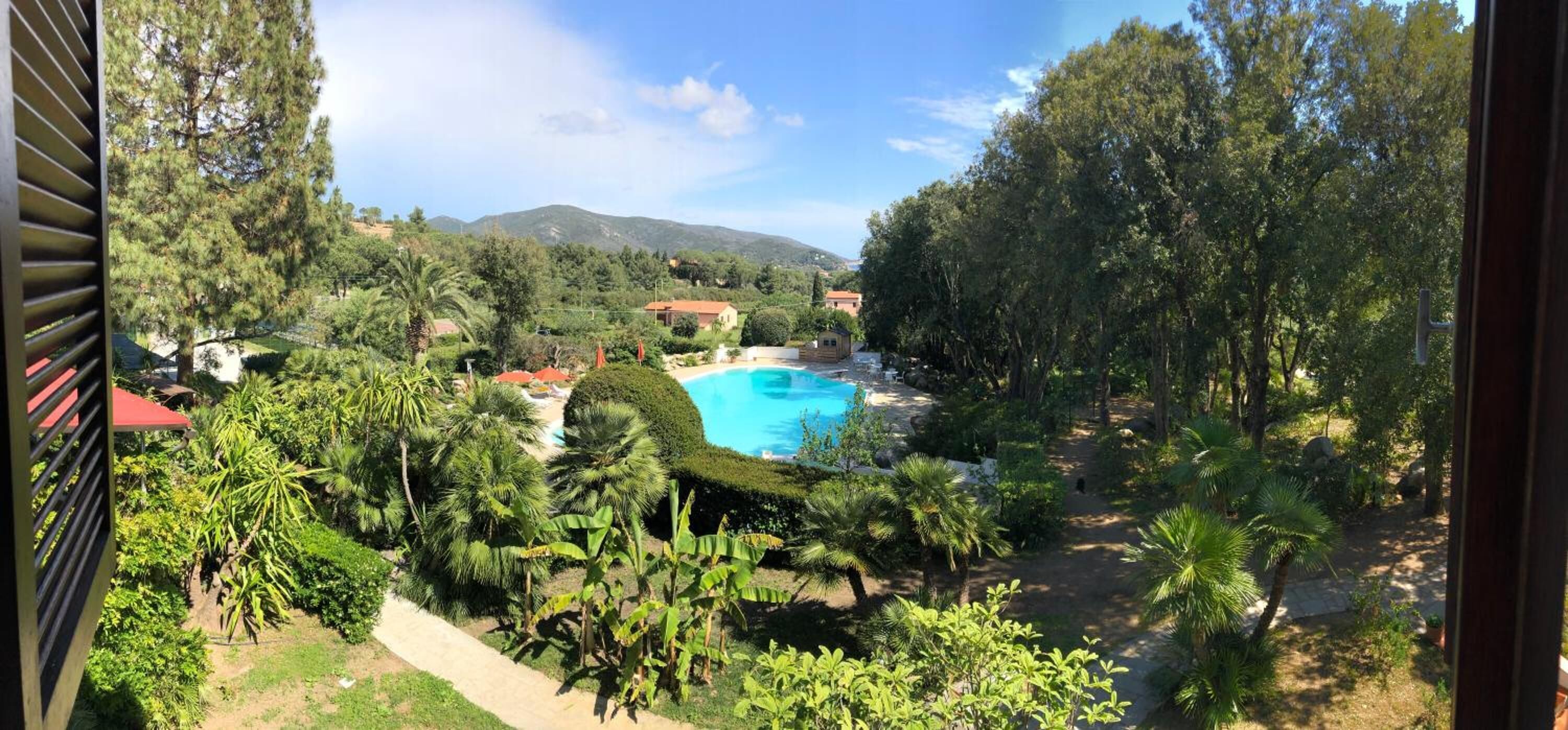 Außenpool (je nach Saison geöffnet)