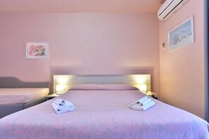 Comfort Triple Room, Balcony | Desk, laptop workspace, free WiFi, bed sheets - Eden Park Hotel (Campo nell'Elba)