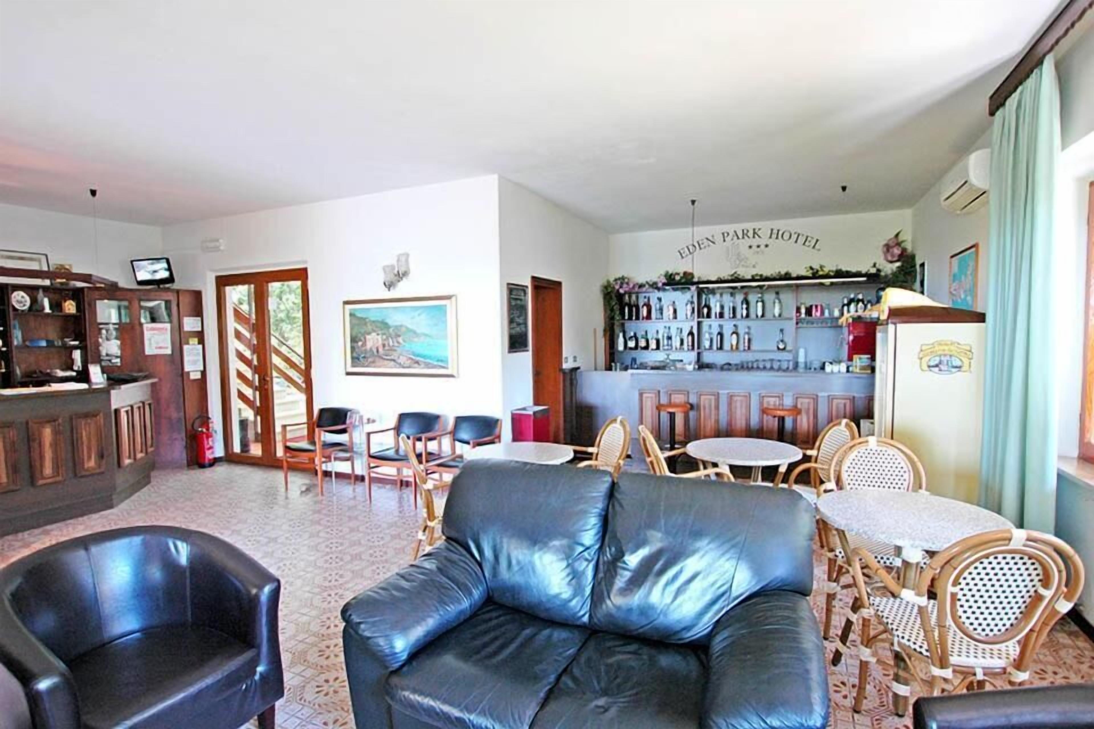 Photo - Eden Park Hotel