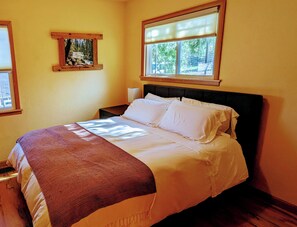 4 Schlafzimmer, Bügeleisen/Bügelbrett, kostenloses WLAN, Bettwäsche