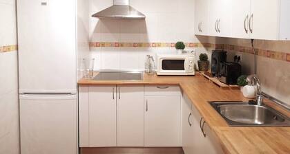 Aracena Suites, joka sijaitsee vuoren juurella ja lähellä Grottoa.