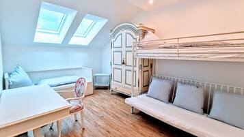 2 Schlafzimmer, Bügeleisen/Bügelbrett, WLAN, Bettwäsche