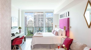 スマートテレビ、書斎 / ワークスペース