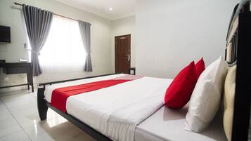 Chambre Double Deluxe | Bureau, Wi-Fi gratuit, draps fournis