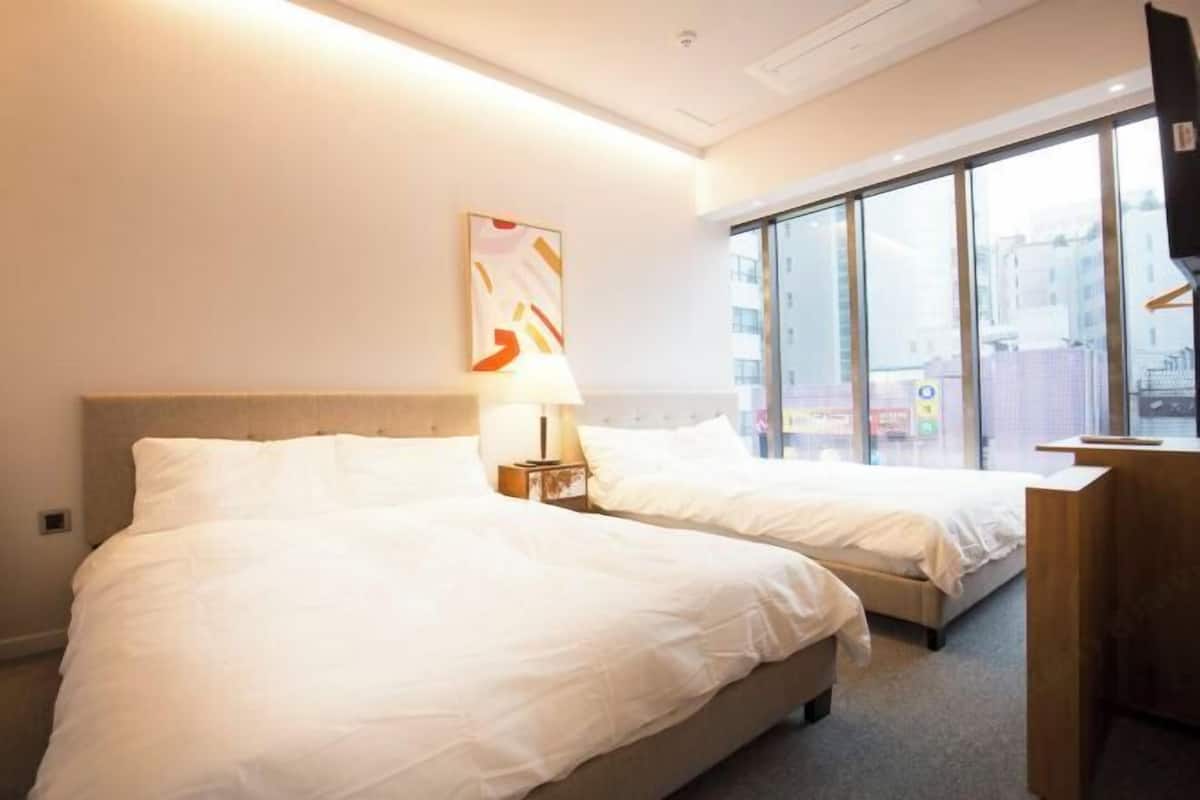 2 bedrooms, laptop workspace, blackout curtains, iron/ironing board