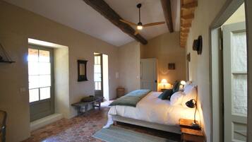 Quarto casal ou duplo (La Boissière) | 1 quarto, individualmente decorados, individualmente mobiliados