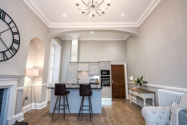 Deluxe Apartment | Private kitchen