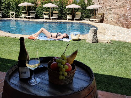 Apt. THE CAPTAIN - "Brunelleschi Manor" Medieval Apartments Resort