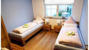 2 Schlafzimmer, Bügeleisen/Bügelbrett, WLAN, Bettwäsche