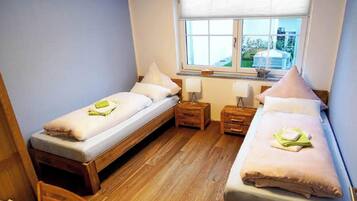 2 Schlafzimmer, Bügeleisen/Bügelbrett, WLAN, Bettwäsche