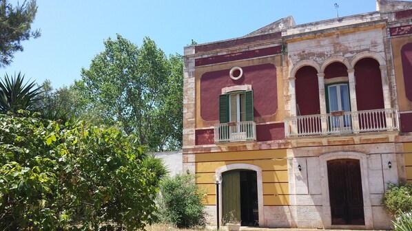 Facciata della struttura