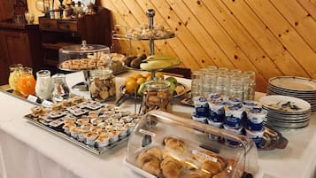 Daily buffet breakfast (EUR 10 per person)