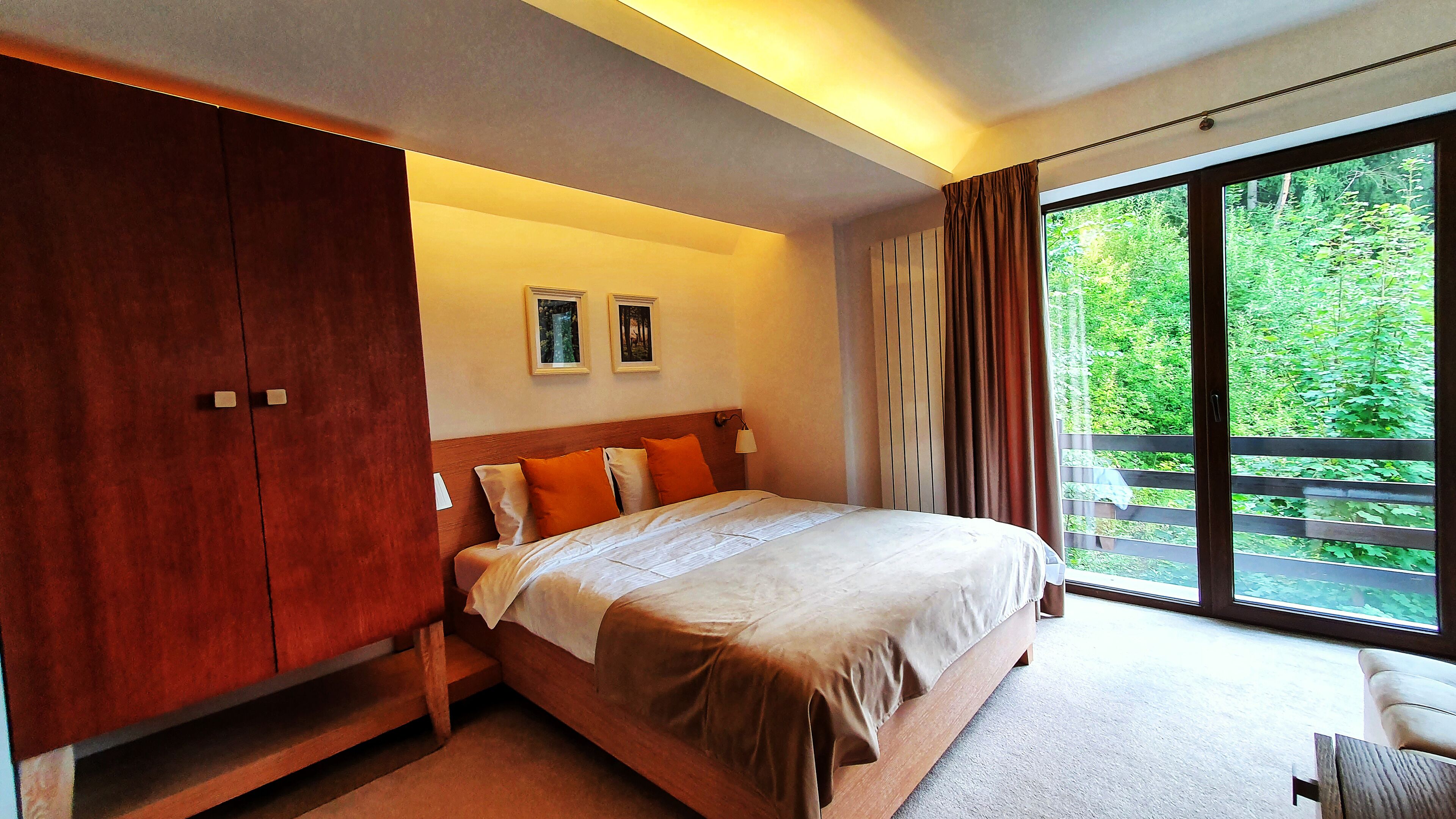 基本雙人房 | 迷你吧、獨特設計、獨特裝修、書桌