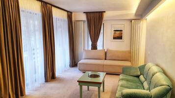 Familie tweepersoonskamer | Een minibar, individueel gedecoreerd, individueel gemeubileerd