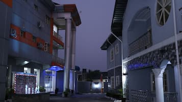 ์๋ฐ ์์ค ์ ๋ฉด - ์ ๋
/๋ฐค