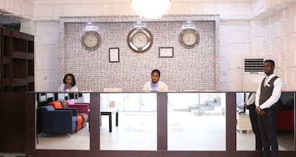 Aliz Ambruz Hotel