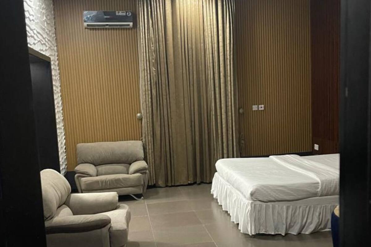 Luksushuoneisto | 1 makuuhuone, egyptinpuuvillaiset lakanat, ylelliset vuodevaatteet