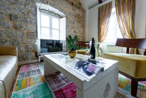 TV de tela plana 32 polegadas com canais digitais, TV