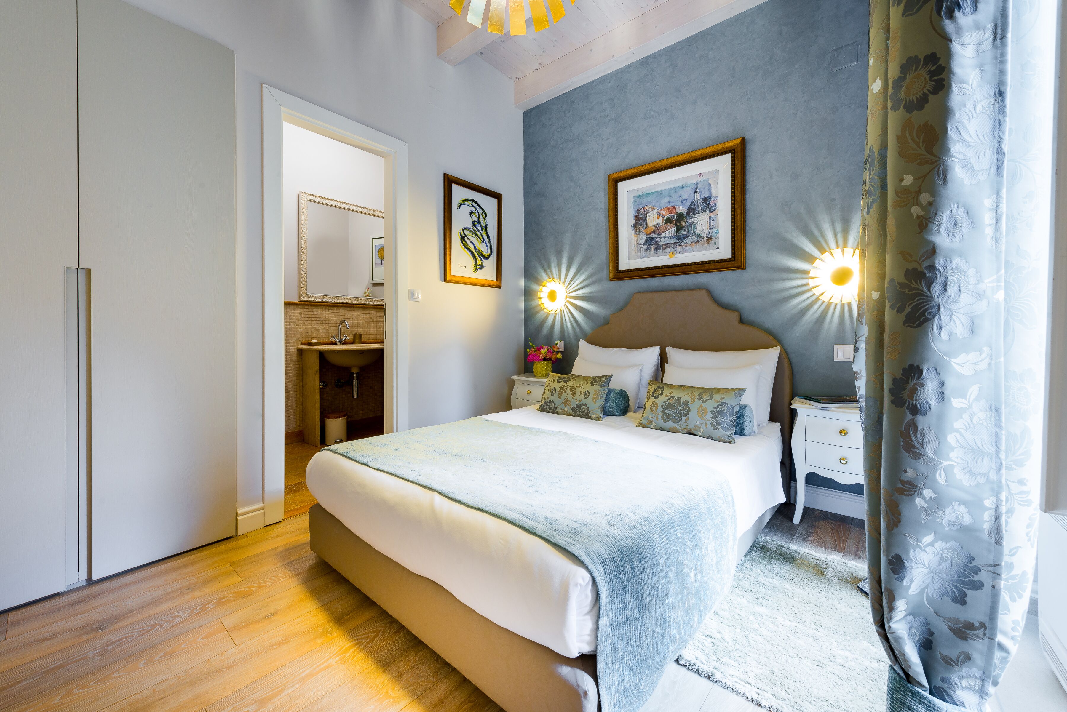 Superior Double Room | In-room safe, desk, blackout curtains, soundproofing