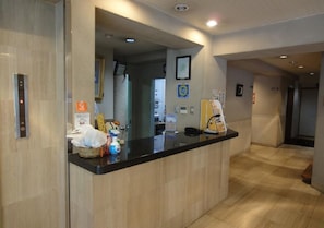 Lobby - No smoking 3minute walk to Nagasaki Station / Nagasaki Nagasaki (Nagasaki)