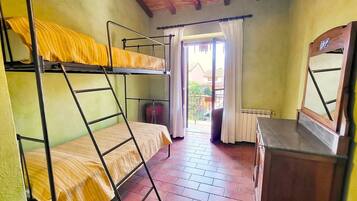 11 bedrooms, iron/ironing board, free WiFi, bed sheets