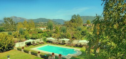Borgo Fosciana - private pool, walk to restaurant, ideal for large groups, WIFI