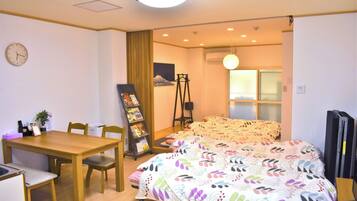 1 bedroom, free WiFi, bed sheets