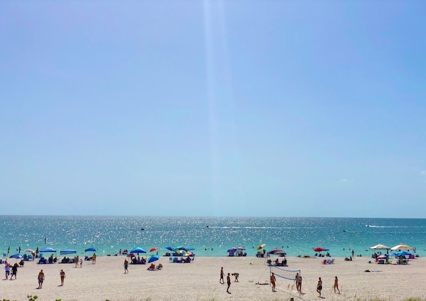 En la playa